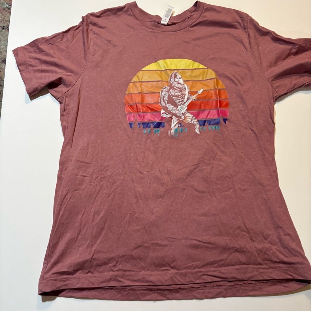 🎭 3/$20 Bella Canvas Bigfoot Guitar Graphic Tee Retro Sunset XL - Picture 4 of 5
